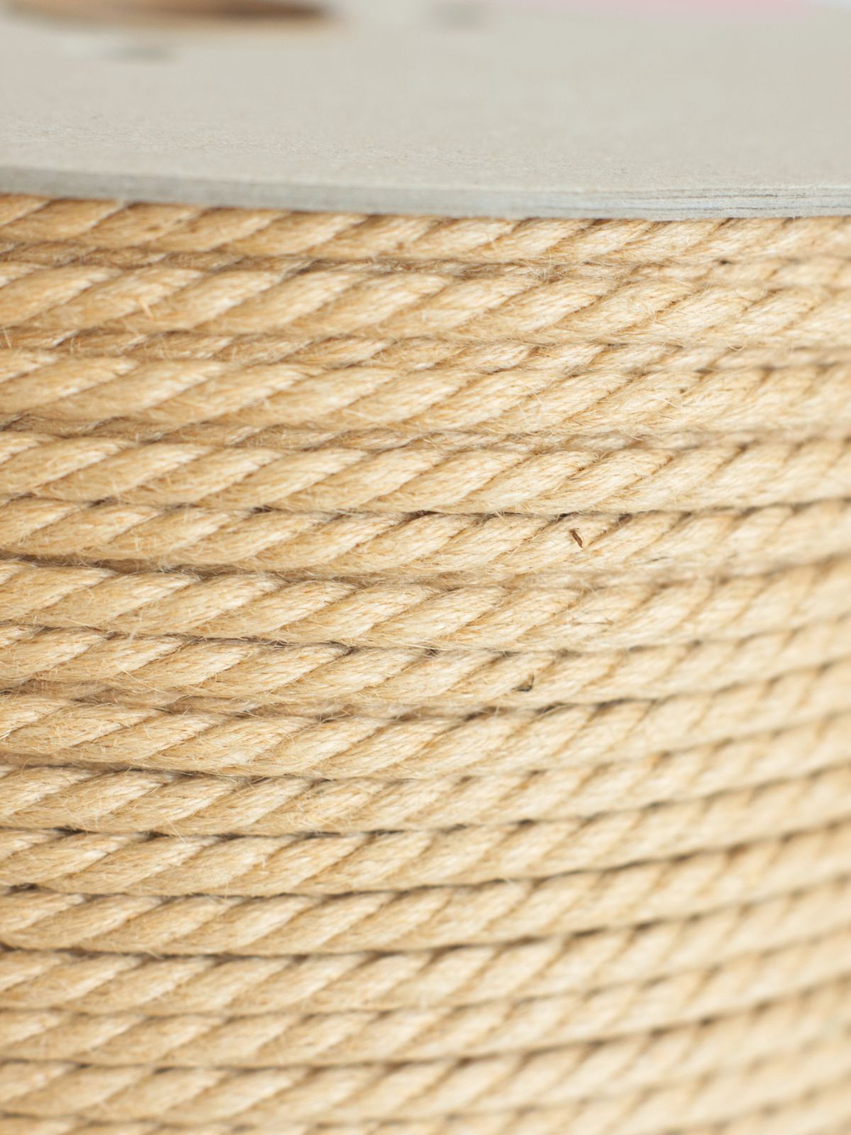 Mitsuki MAXI-ROLL, ~5,8kg, multi-ply loose-lay jute rope for Shibari and Kinbaku applications, untreated, JBO-free