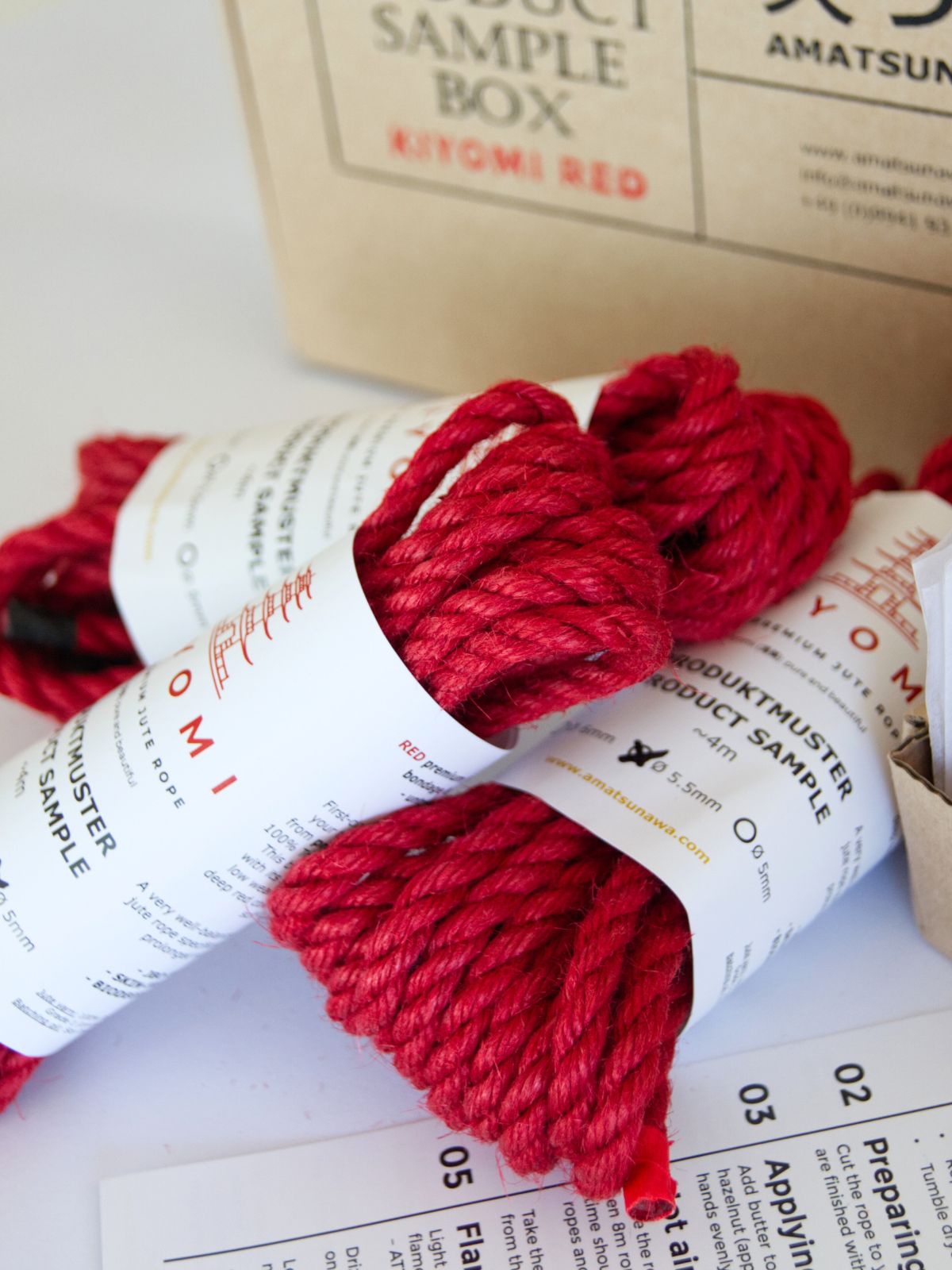 KIYOMI RED sample box, 3x 4m untreated vibrant red rope, various diameters & 10€ voucher 